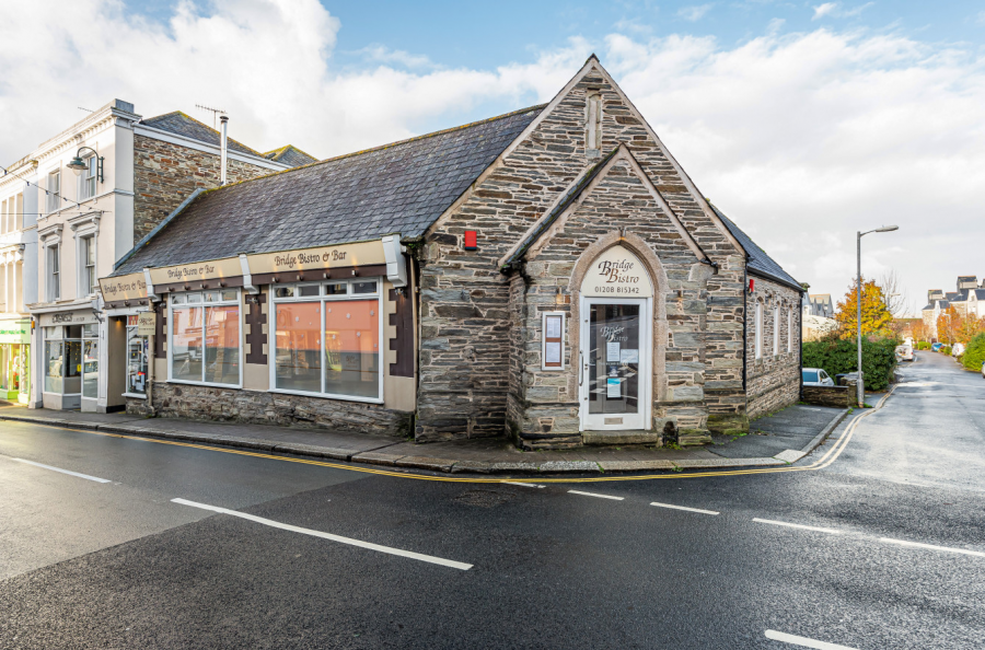 Restaurant/Bar Premises, 4 Molesworth Street, Wadebridge, Cornwall