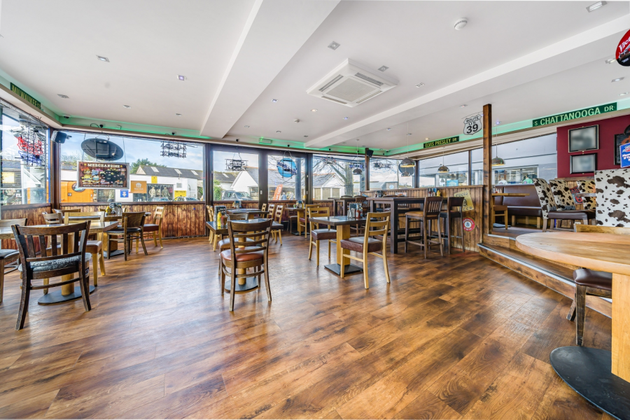 Restaurant Premises, Eddystone House, Wadebridge, Cornwall Miller